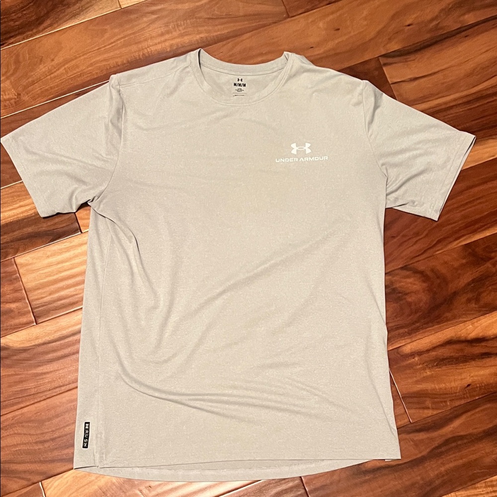 Under Armour Men's Light Gray Short Sleeve Tee